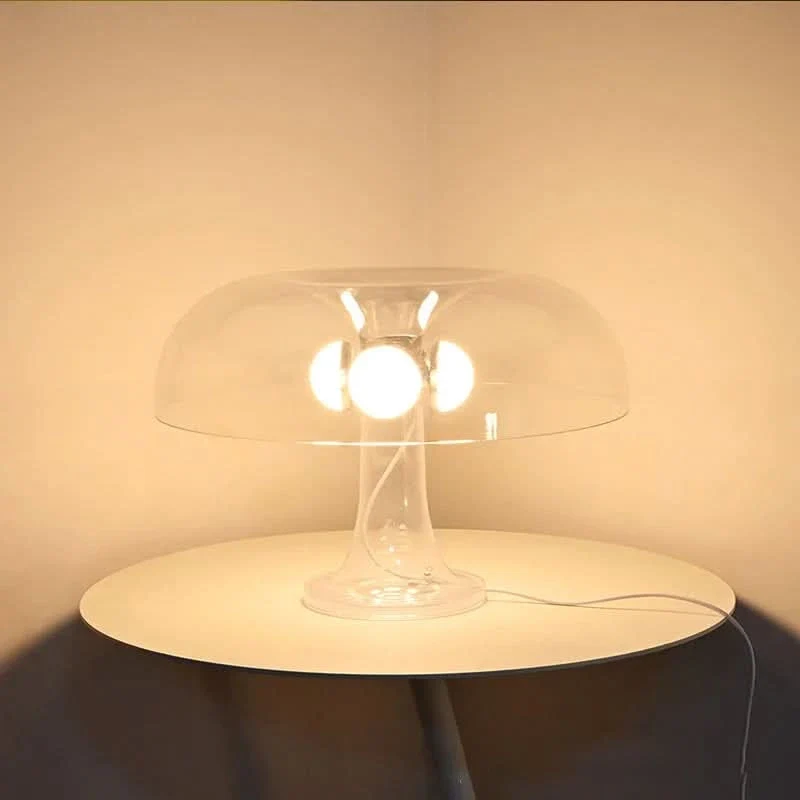 Minimalistische Schreibtischlampe mit einstellbarem Licht – Danoise
