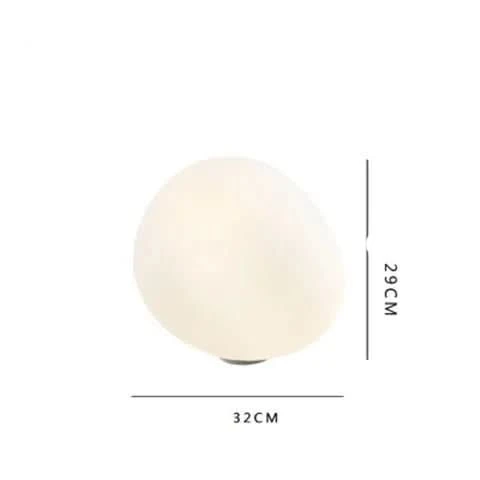 Sanfte Lampe mit Keramiksockel und Opalglas – vielseitige Eleganz – Pietra