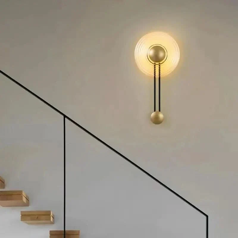 Wandleuchte im schlichten Design, nordisch inspiriert für Innenräume – Radiara