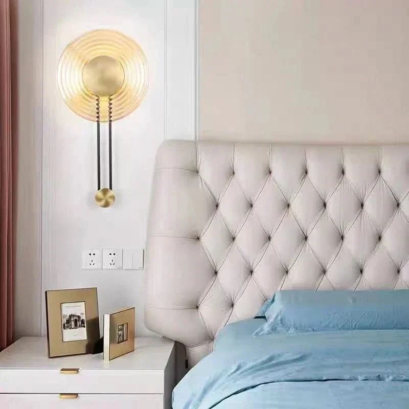 Wandleuchte im schlichten Design, nordisch inspiriert für Innenräume – Radiara