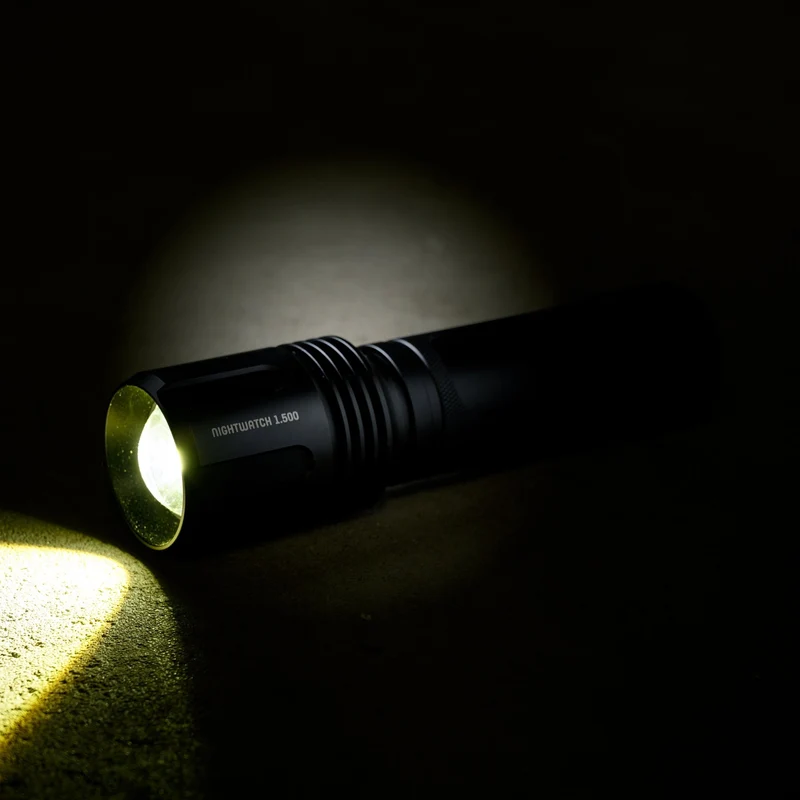 LED's Work Professionelle LED-Taschenlampe mit Zoomfunktion 1500 - Wasserdicht - Dimmbar