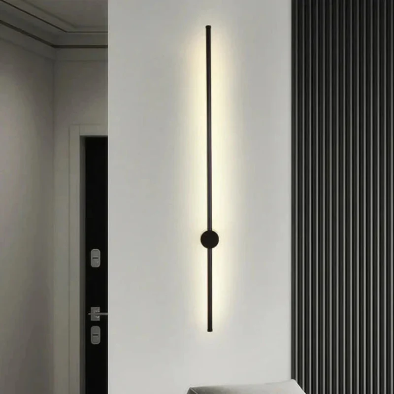 Dimmbare minimalistische Wandleuchte im linearen Design