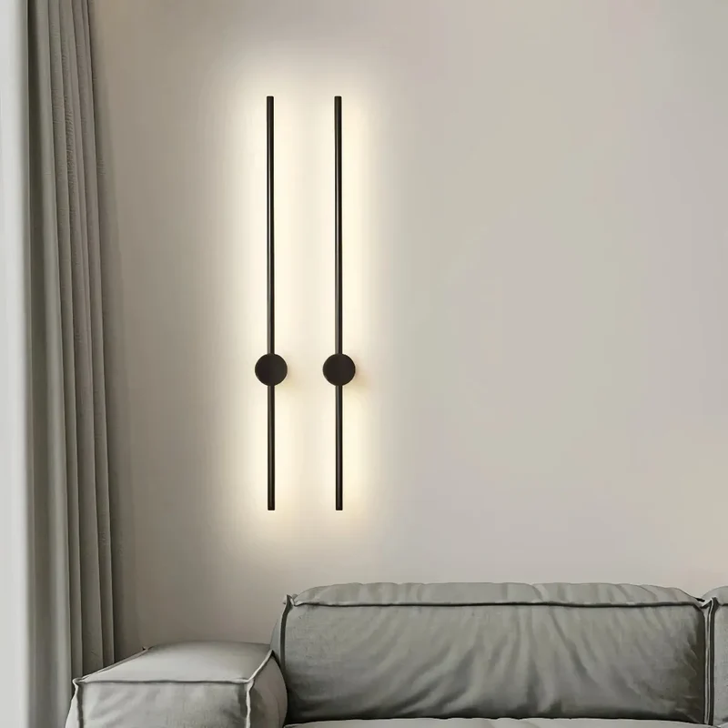 Dimmbare minimalistische Wandleuchte im linearen Design