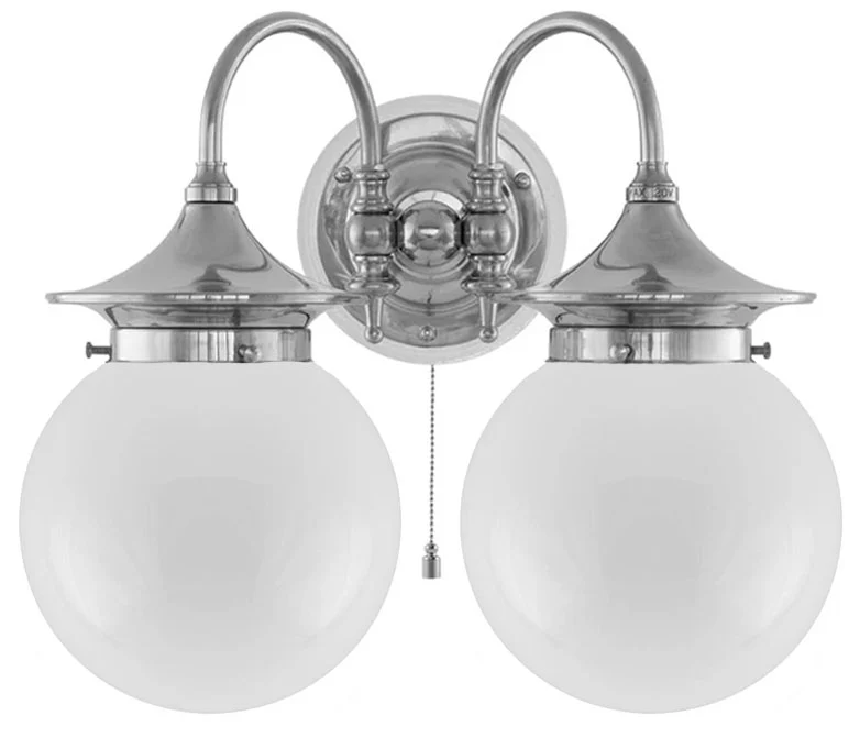Vägglampa - Tigerstedt nickel, opalvita klot