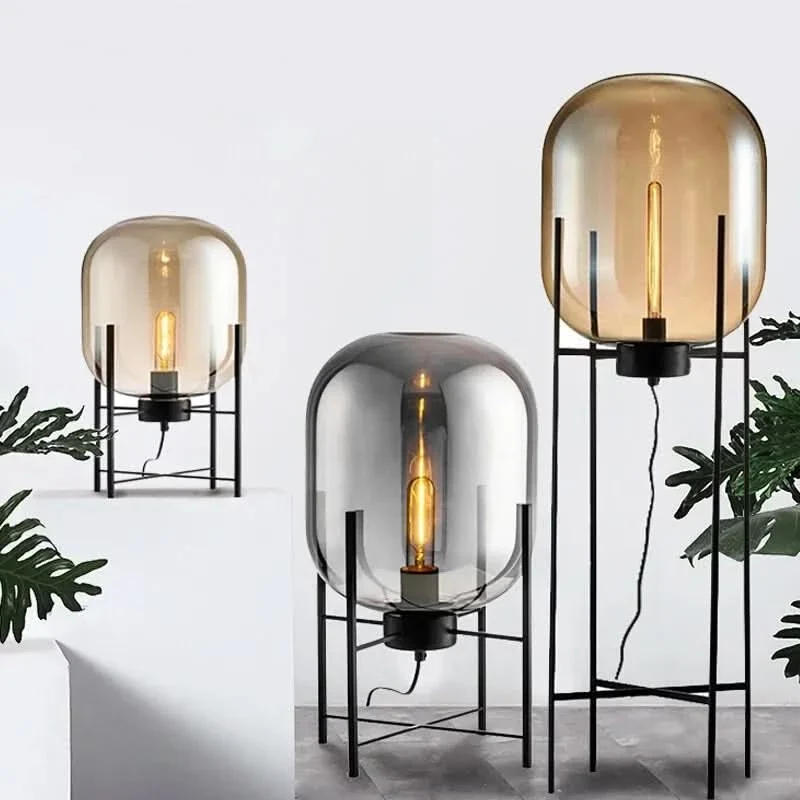 Skandinavische Stehlampe Dreibein Design Buntglas Sanfte Atmosphäre – Boreal