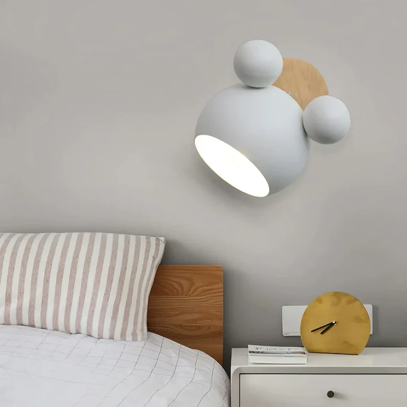 Nordische Wandleuchte fürs Kinderzimmer mit Maus-Design, dimmbar