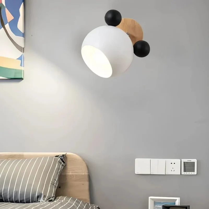 Nordische Wandleuchte fürs Kinderzimmer mit Maus-Design, dimmbar