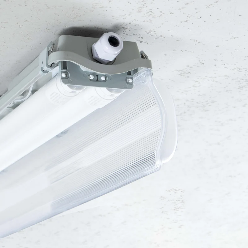EasyBudget LED-Feuchtraumleuchte 60cm 18W 2x Röhre neutralweiss - Proventa