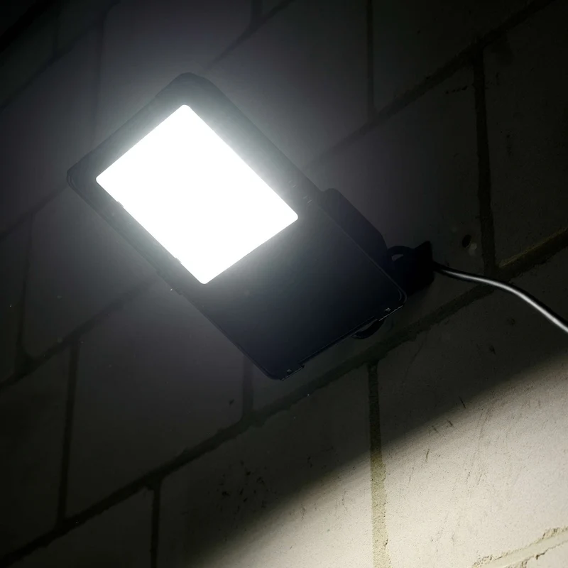 Premium-LED-Flutlicht 30 W – 30 Jahre Lebensdauer – IP66 wasserdicht – 4650 lm