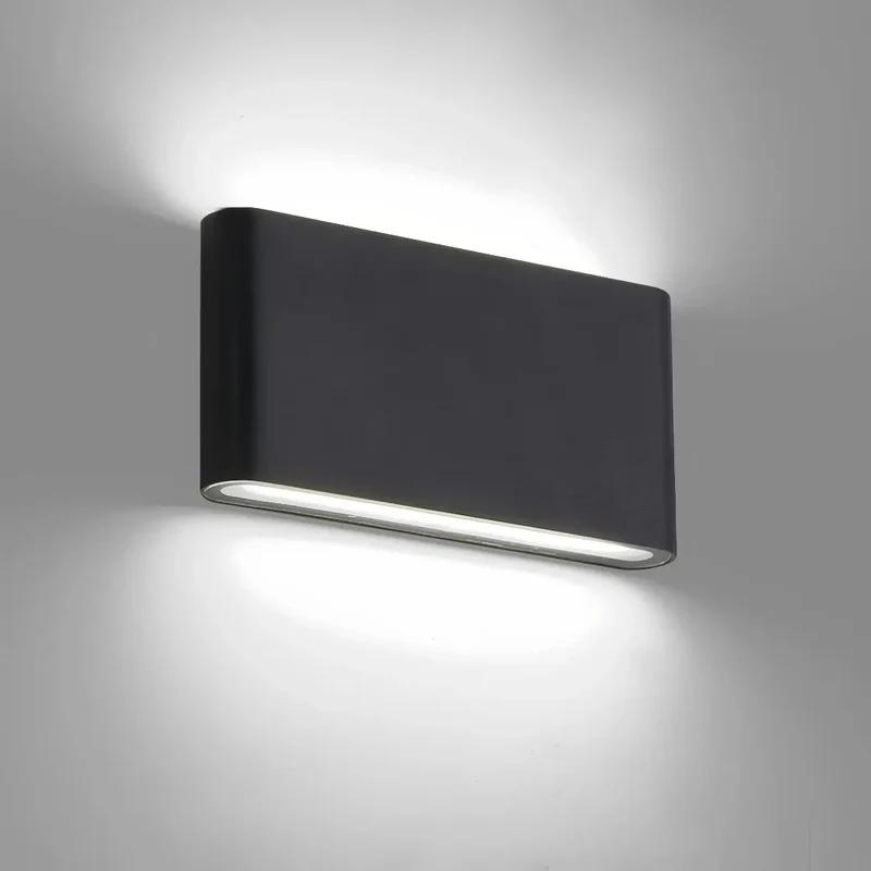 Flache LED Wandleuchte für Treppenhaus, Modernes Design aus Metall