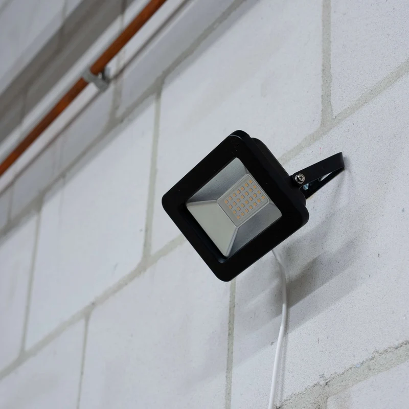 LED-Außenstrahler schwarz 20 Watt neutralweiß IP65 - LED's Light