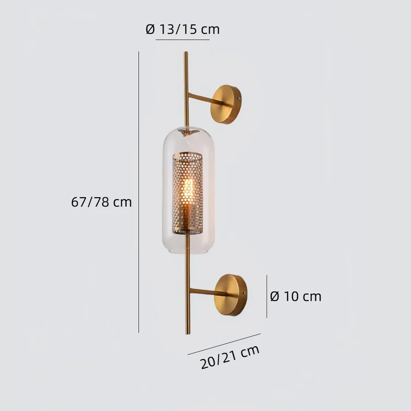Wandleuchte im Industrial Stil aus Metall und Glas in Goldfarben für Wohnzimmer