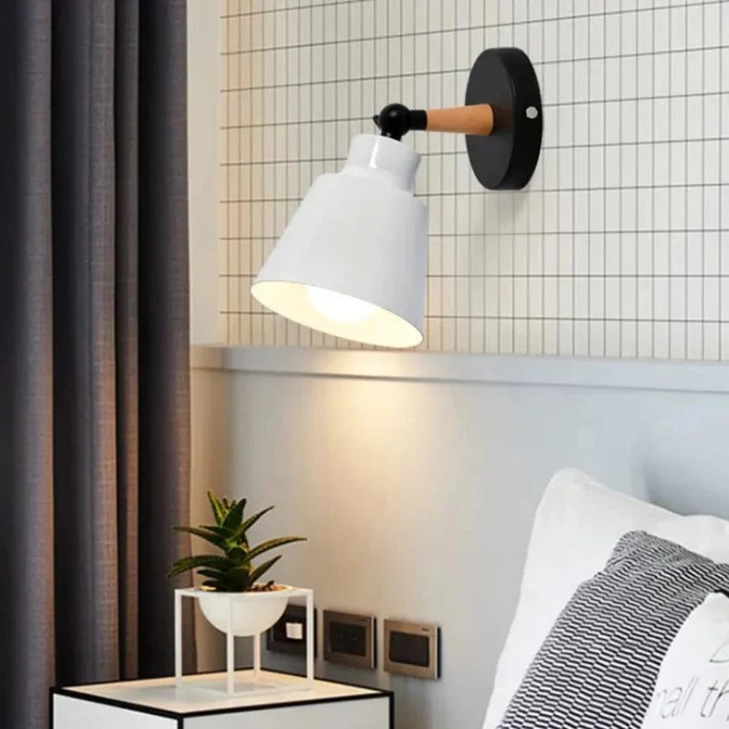 Nordische Wandleuchte mit Kabel dimmbar für Schlafzimmer