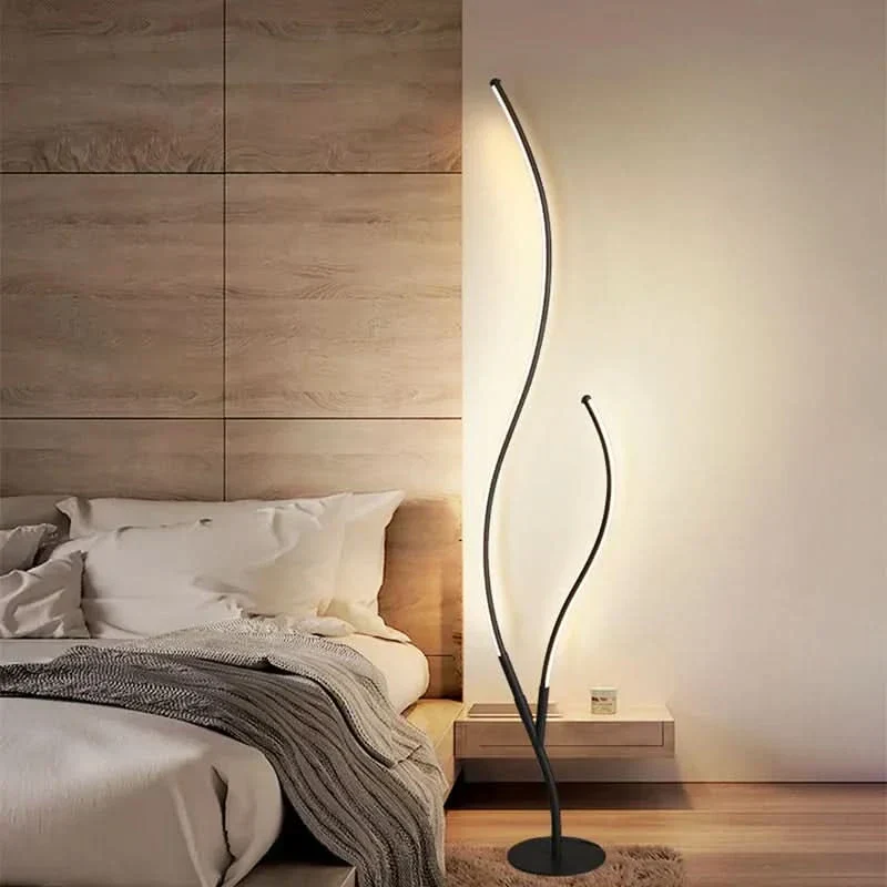 Moderne Stehlampe mit zwei Armen Warme Atmosphäre Langlebig – Duo