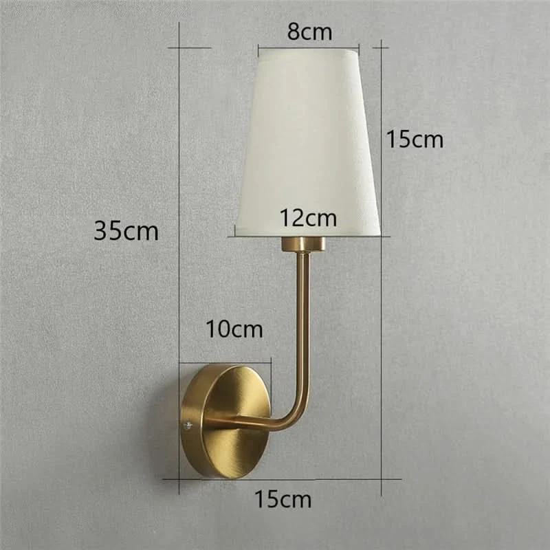 Schicke Wandleuchte Innen mit Leinen-Lampenschirm & goldenem Metall – Lumara