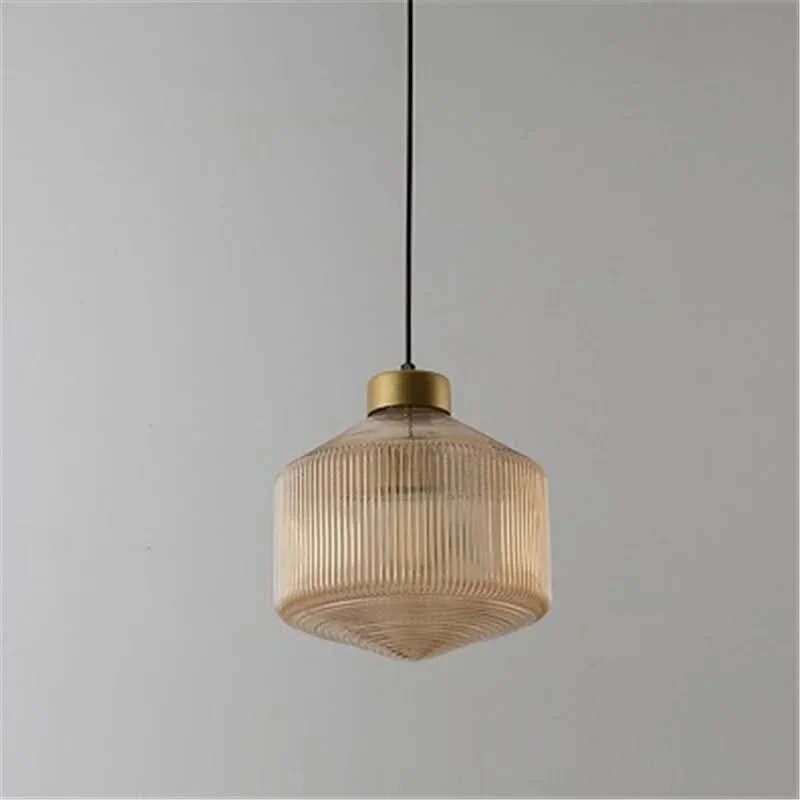 Moderne Hängelampe aus Glas und Metall, Schicke Atmosphäre – Racow