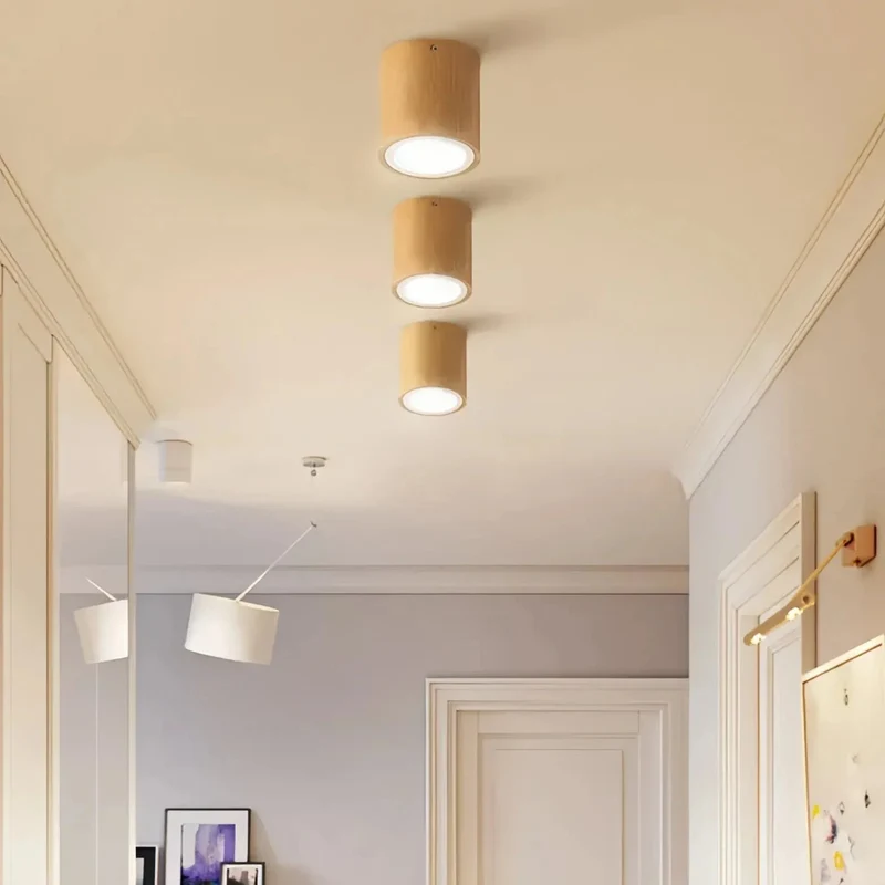 Holz Aufbaustrahler im skandinavischen Stil mit LED für den Flur
