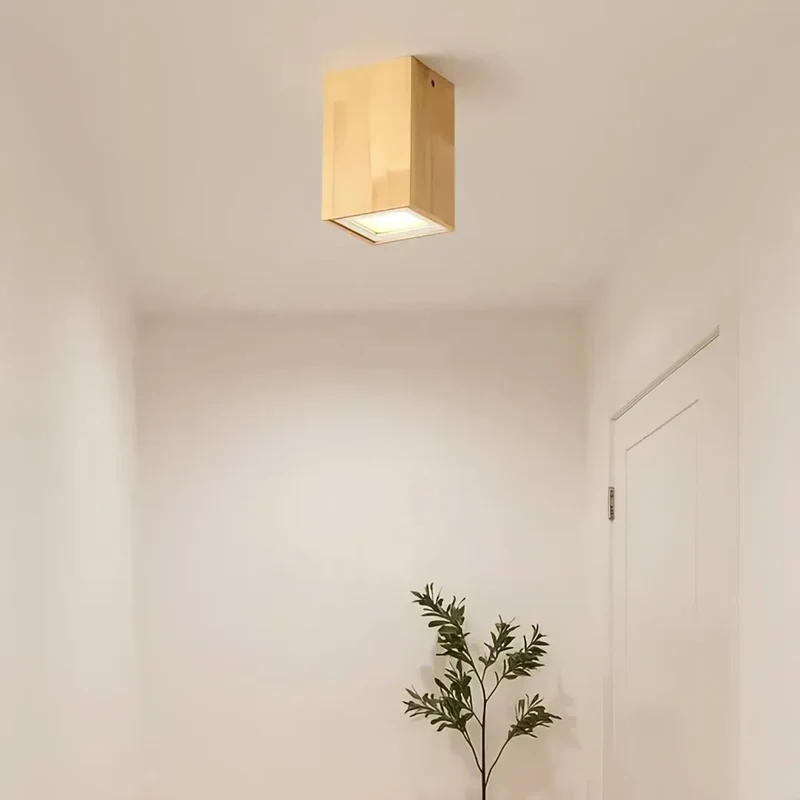 Holz Aufbaustrahler im skandinavischen Stil mit LED für den Flur