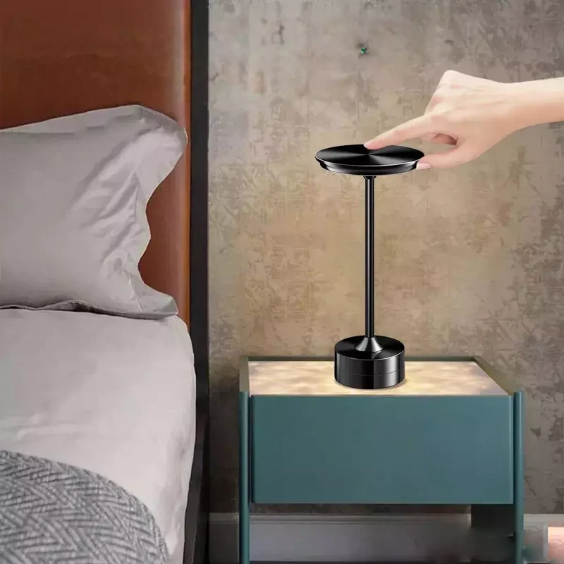 Kabellose Lampe mit Touchsensor, dimmbar, moderner Stil – Métallico