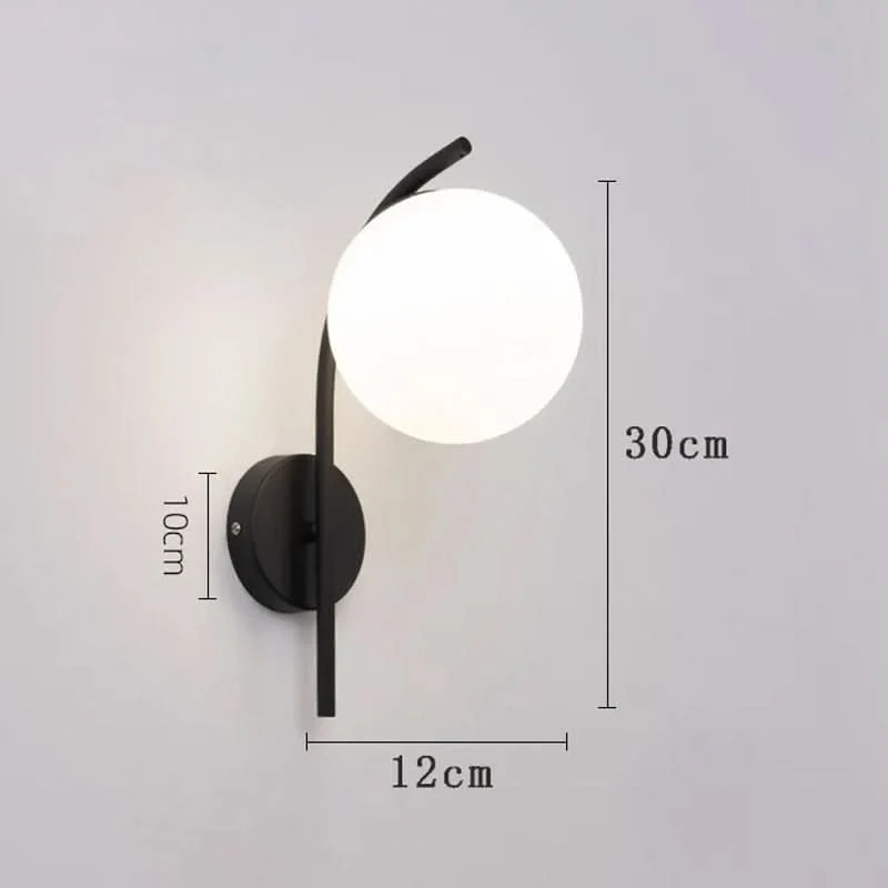 Wandleuchte mit gedimmtem Licht, Raffiniert und schick – Brilla