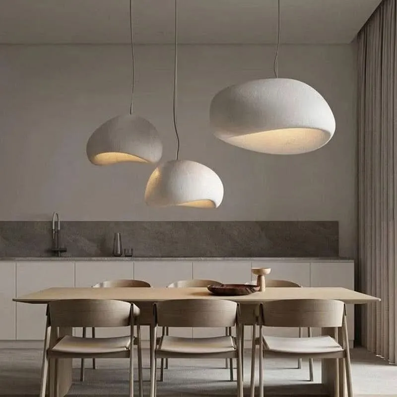 Nordische Design-Pendelleuchte in Weiß für entspannende Atmosphäre – Pura