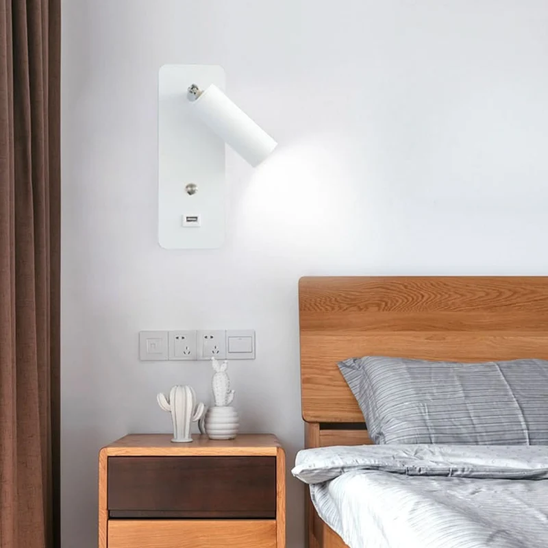 Minimalistische USB-Wandleuchte mit praktischem Design – Connexion