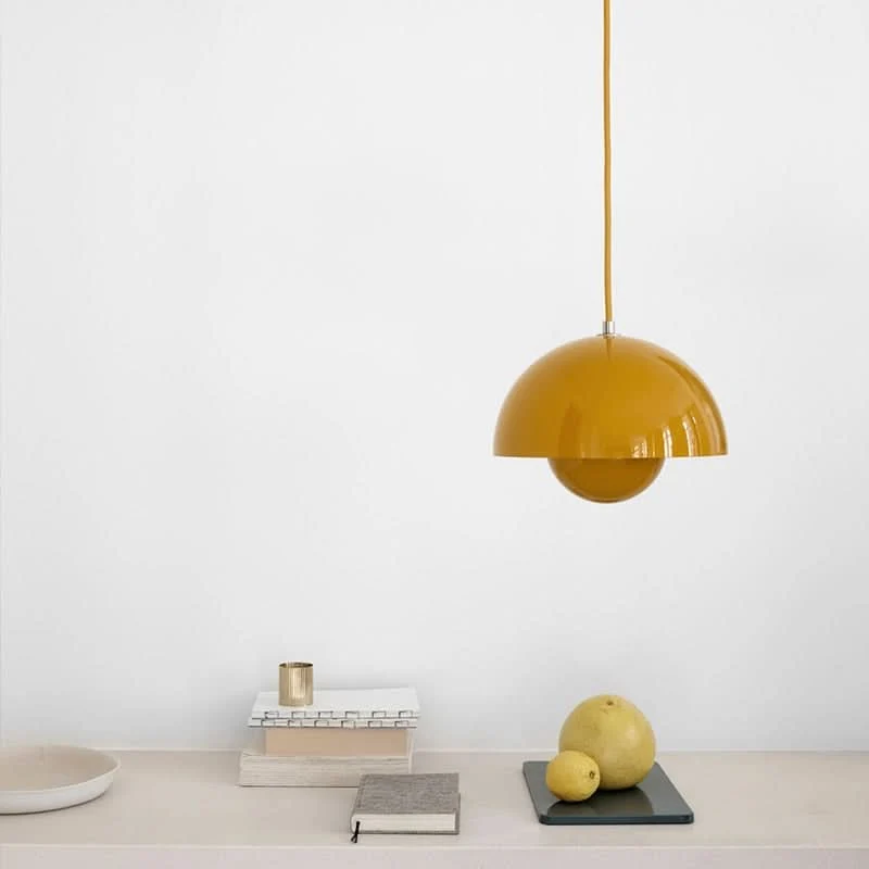 Moderne Glaskugel-Hängeleuchte mit vielseitigem Stil – Chromafil