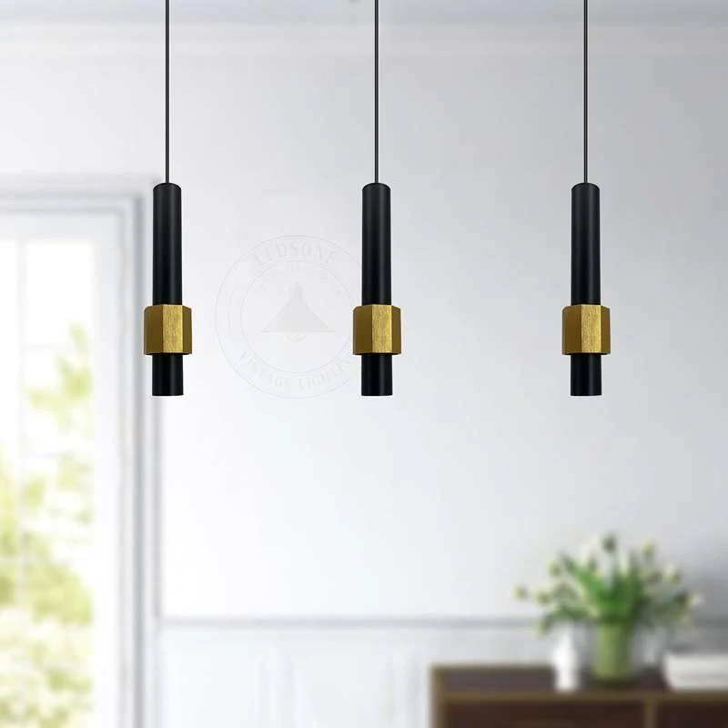Moderne zylindrische LED-Deckenleuchte mit langen Röhren aus Aluminium in Schwarz und Gold~2604
