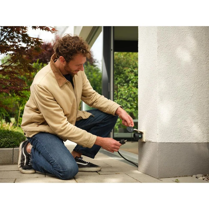 OSRAM ZigBee SMART+ compact Plug smarte outdoor Steckdose, schwarz