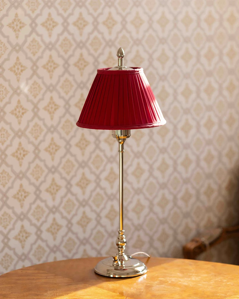 Bordslampa - Ankarcrona 50 cm nickel, röd skärm