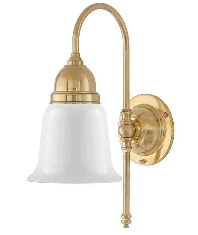 Badrumslampa - Ahlström 60 mässing, opalvit klocka