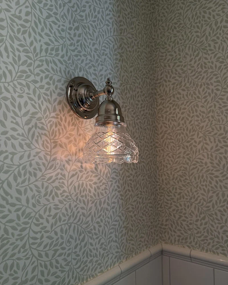 Badrumslampa - Adelborg nickel, slipat klarglas