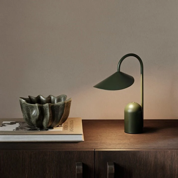 Akkuleuchte Arum Grün - ferm Living
