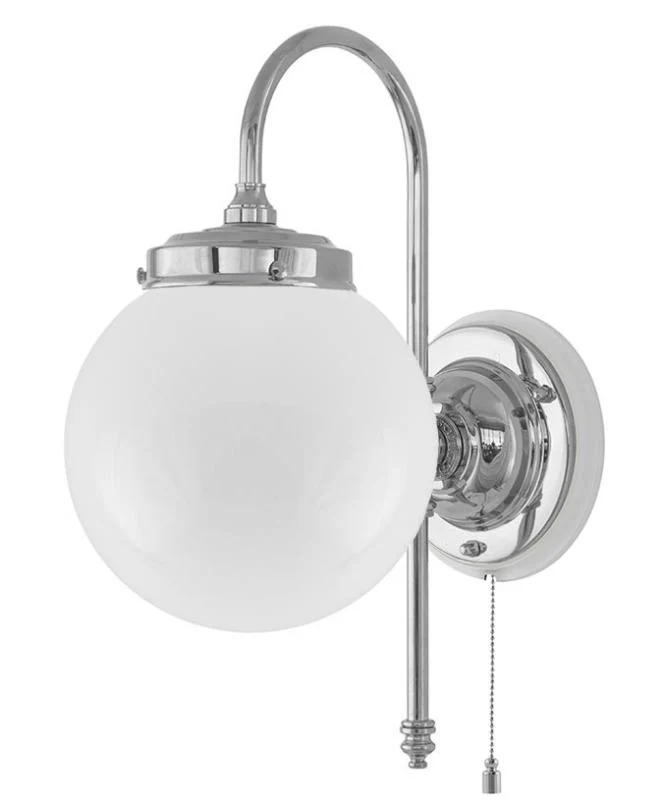Vägglampa - Blomberg 80 nickel, klot opalvit