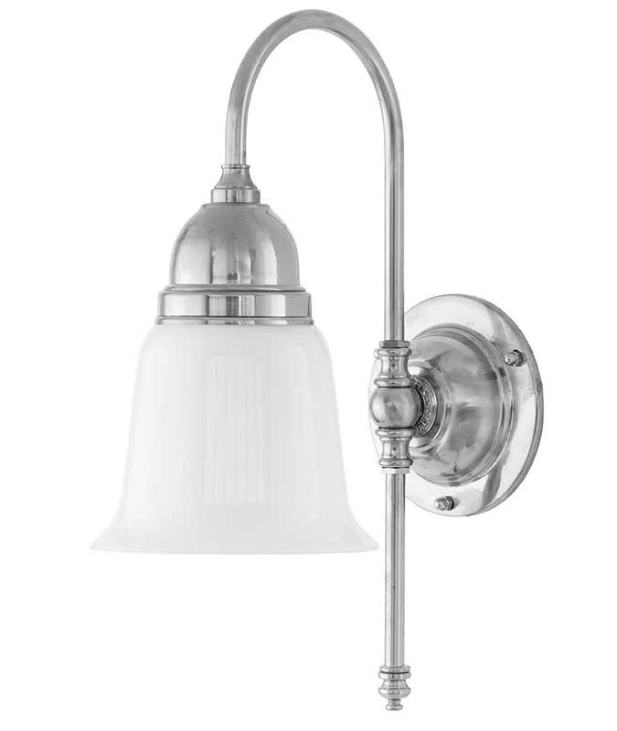 Vägglampa - Ahlström nickel, opalvit klocka