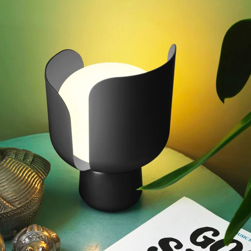 Table Lamp BLOM by Andreas Engesvik for FontanaArte