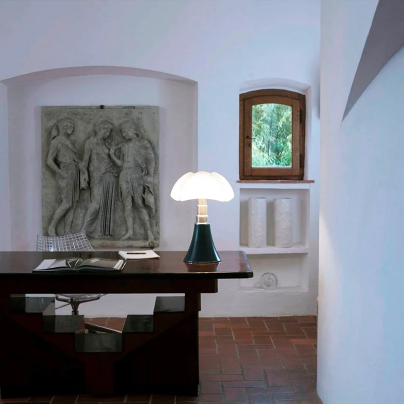 Table and Floor Lamp PIPISTRELLO 66-86 cm by Gae Aulenti for Martinelli Luce
