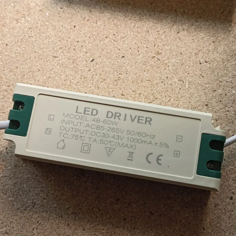 48W Konstantstrom LED Treiber Transformator 1000mA ~1582
