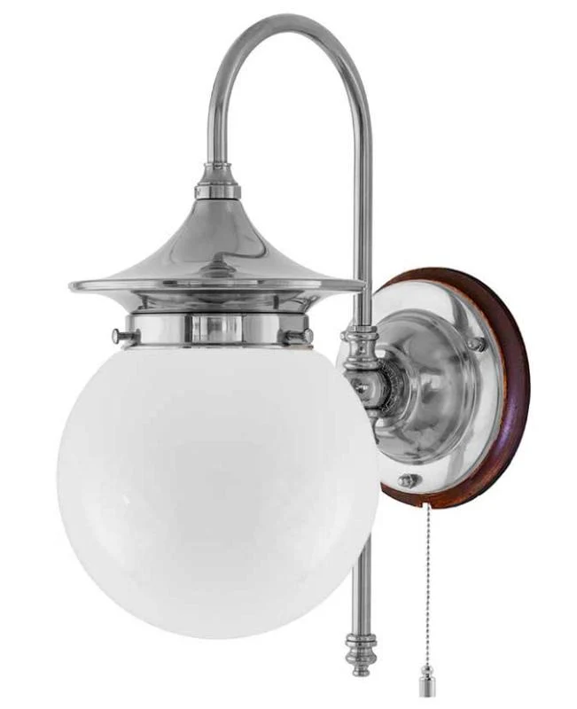 Vägglampa - Fryxell nickel, opalvit klot