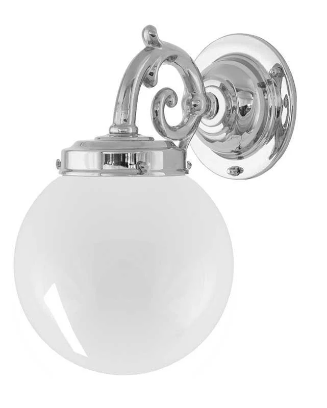 Vägglampa - Topelius nickel, opalvit klot