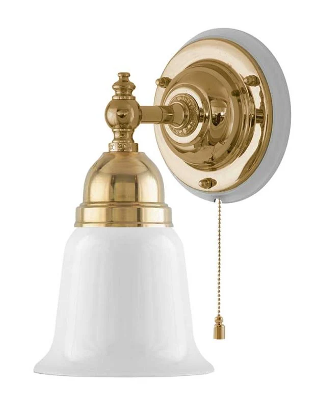 Vägglampa - Adelborg mässing, opalvit klocka