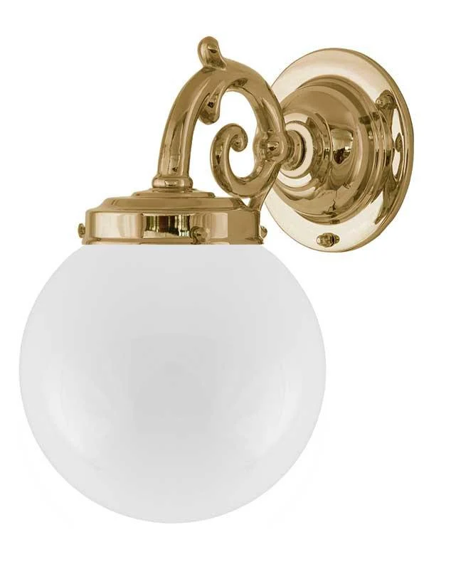Vägglampa - Topelius mässing, opalvit klot