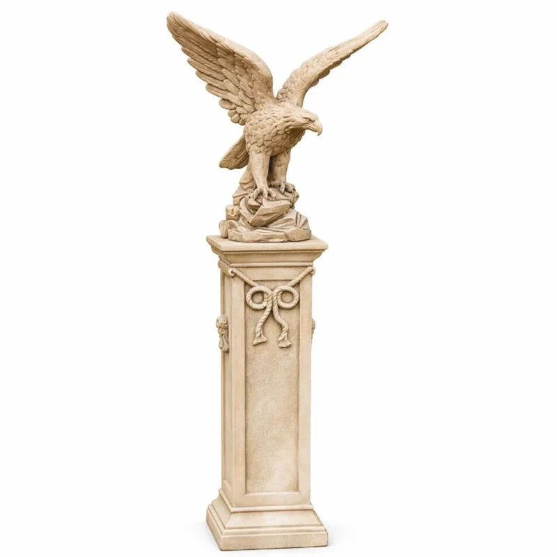 Casa Padrino Barock Garten Deko Adler Skulptur mit Säule Beige H. 134 cm