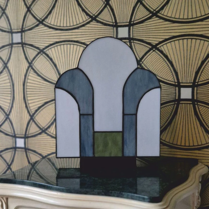 Casa Padrino Art Deco Tiffany Tischleuchte Weiß / Blau-Grau / Grün / Schwarz H. 28,5 cm