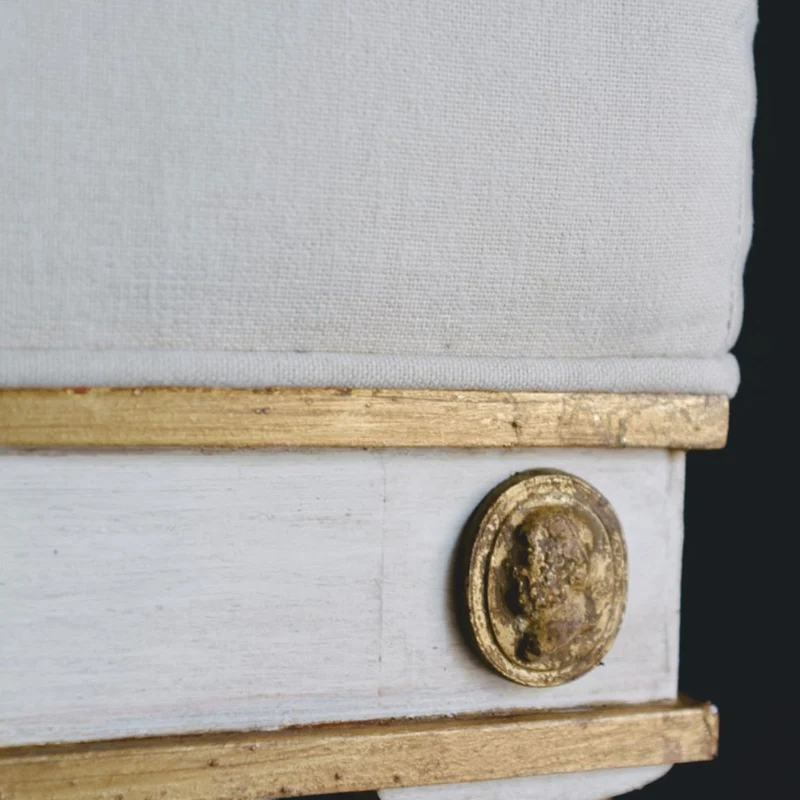 Casa Padrino Luxus Barock Hocker Weiß / Gold 73 cm - Barock Möbel - Made in Italy