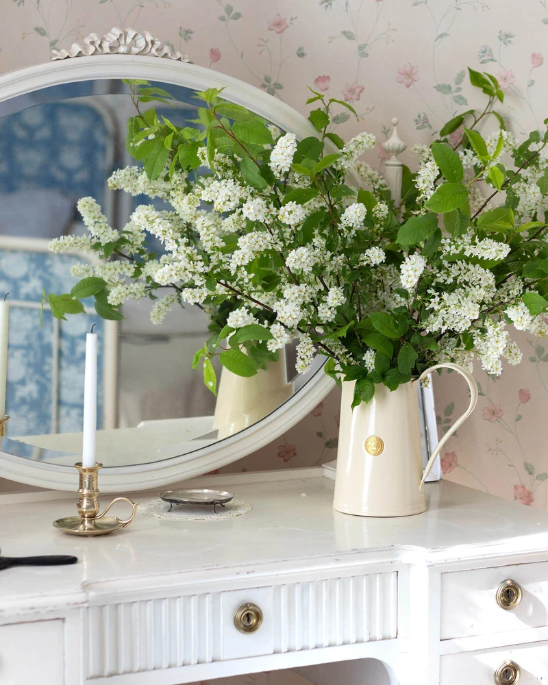 Kanna 1,8 L - Blomvas gräddvit