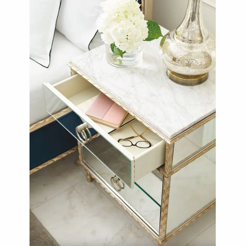 Casa Padrino Luxus Barock Nachtkommode Weiß / Gold H. 71 cm - Verspiegelte Barock Möbel
