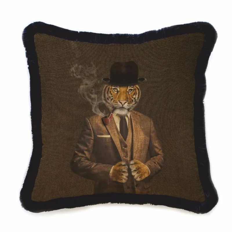 Casa Padrino Luxus Deko Samt Kissen Gentleman Tiger Braun / Schwarz 45 x 45 cm