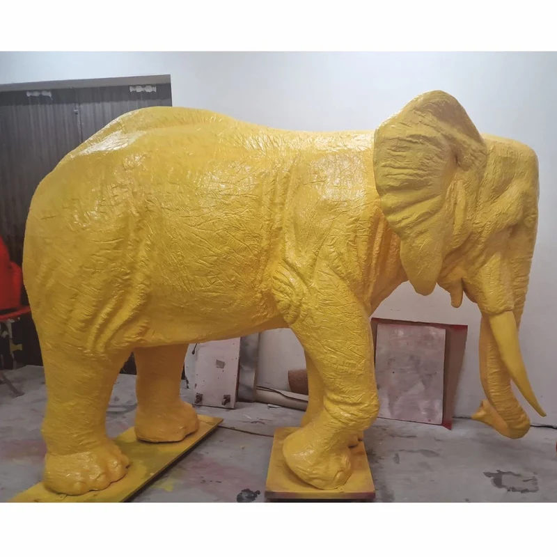Casa Padrino XXL Deko Skulptur Elefant Gelb 410 cm - Riesige Garten Deko Figur