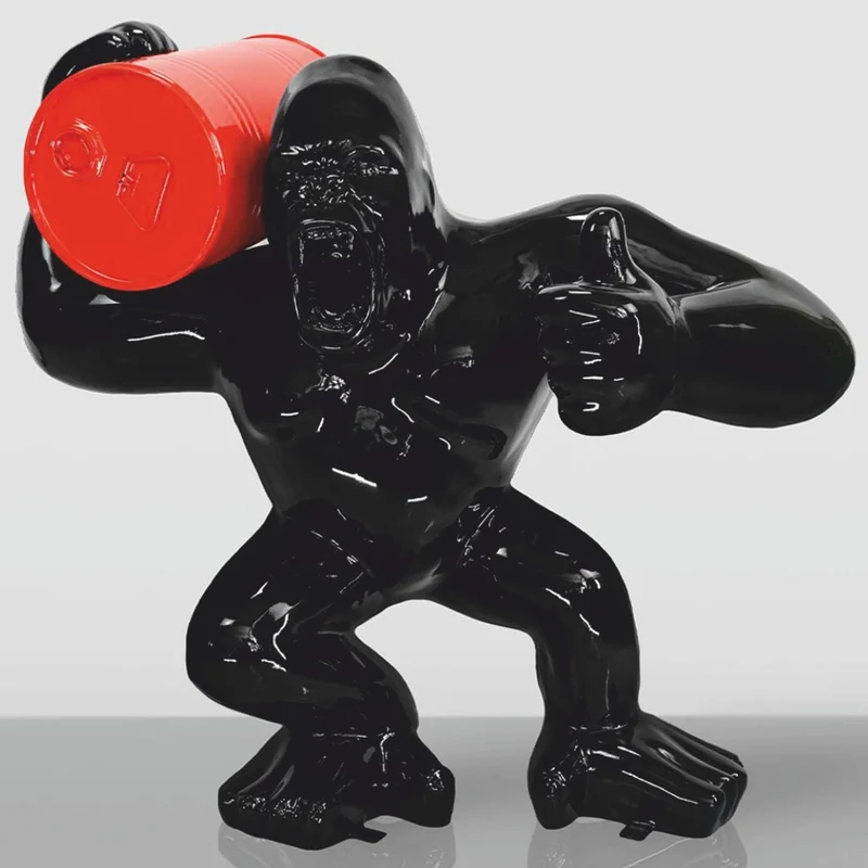 Casa Padrino Deko Skulptur Gorilla mit Fass Schwarz / Rot H. 110 cm - Große Deko Figur